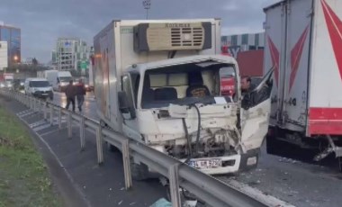 TEM otoyolunda zincirleme kaza: Yaralı var!