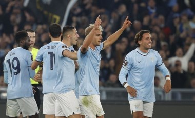 Lazio, İtalya Kupası'nda Napoli'yi saf dışı etti!