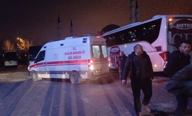 Otobüs terminalinde bıçaklı kavga! Muavinler birbirine girdi: 1 yaralı