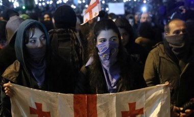 Gürcistan'daki protestolarda 11. gün: 400'den fazla kişi gözaltına alındı