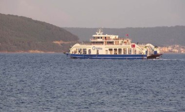 Gökçeada ve Bozcaada feribot seferlerine 'fırtına' iptali!