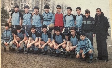 Fotoğraftaki kaleciyi tanıdınız mı? Ekrem İmamoğlu’nun futbolcu olduğu dönemden bir fotoğraf ortaya çıktı