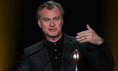 Christopher Nolan'ın 'Oppenheimer'ı, Amerika Yönetmenler Birliği'nden en büyük ödülü kazandı...