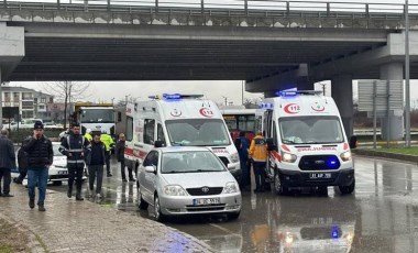 Otobüs, iş makinesi ile çarpıştı: Çok sayıda yaralı!