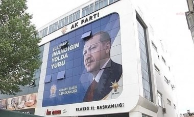 AKP'den istifa edenler soluğu YRP'de aldı