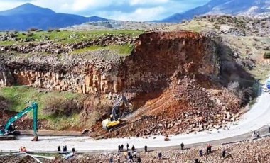 Bitlis-Baykan kara yolunda heyelan... AFAD'dan açıklama geldi