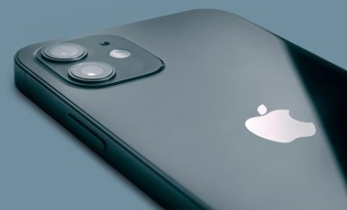 'iPhone 16 kamerası ortaya çıktı' iddiası... Görenler şaşırdı: Tasarım değişiyor mu?