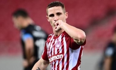 Olympiakos, rakibi PAOK'u sahadan sildi!