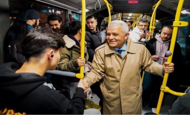 CHP Mamak Belediye Başkan adayı Şahin otobüsteki yurttaşlardan oy istedi