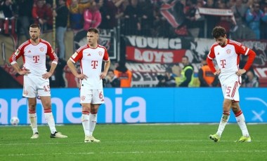 Bayern Münih'te şoke eden tartışma: Yardımcı antrenörün üzerine yürüdü!