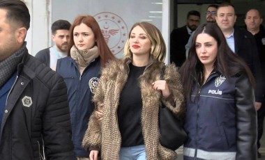 'Şeriat' soruşturması... Avukat Feyza Altun'un gözaltına alınmasına tepki yağdı: 'Küfretmek suç olsaydı hapishaneler trollerle dolar taşardı...'