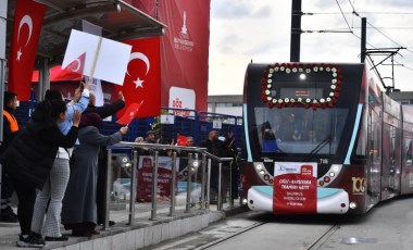 Çiğli Tramvayı iki hatla hizmette