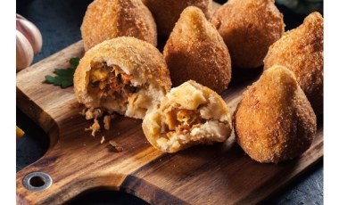 Brezilya mutfağının leziz içli köftesi: İşte Coxinha tarifi...