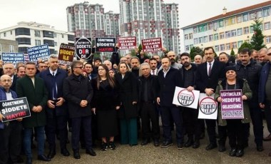 Eğitimciler, okul çıkışı darbedilen müdür için eylem yaptı