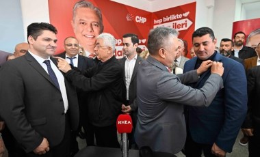 Muratpaşa'da 150 İYİ Parti üyesi törenle CHP'ye katıldı