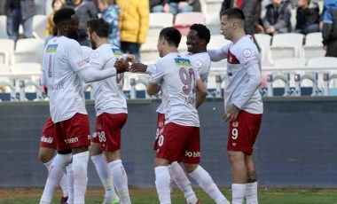 Sivasspor'dan evinde 4 gollü şov!