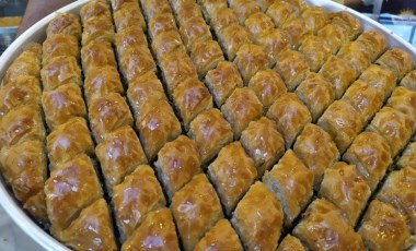 Sanıldığı kadar zor değil... Çıtır Çıtır baklavanın püf noktası ustasından