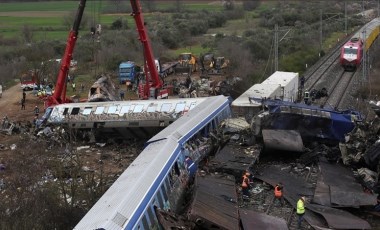 Yunanistan’da tren kazasının yıl dönümünde 24 saatlik grev