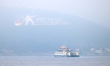 Çanakkale Boğazı transit gemilere kapatıldı