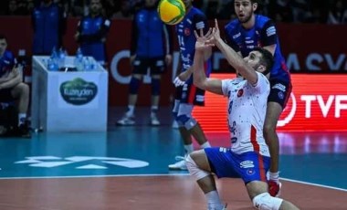 Halkbank deplasmanda kaybetti yarı finali kaçırdı