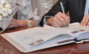 Bugün çiftler nikah masasına oturmayı tercih etmiyor