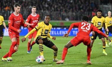 Dortmund, deplasmanda takıldı