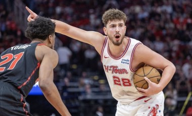 Alperen Şengün yıldızlaştı, Rockets, Toronto'yu devirdi!