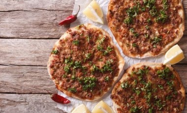 Hem pratik hem lezzetli: Fit lahmacun tarifi!