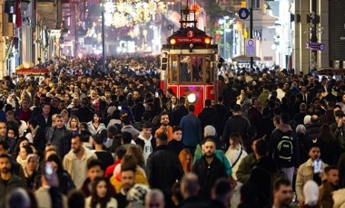 İstanbul 131 ülkenin nüfusundan daha kalabalık! Kilometrekareye 3 bin 13 kişi düşüyor