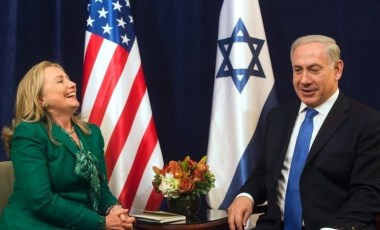 Eski ABD'li Bakan Clinton'dan Netanyahu çıkışı:  Mutlaka gitmesi gerekiyor