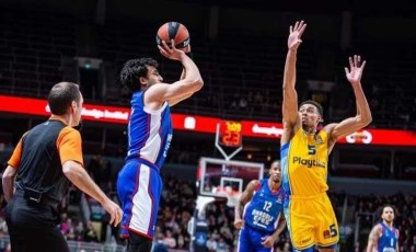 Anadolu Efes'ten üst üste ikinci galibiyet!