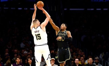 NBA'de Nikola Jokic devleşti: Denver Nuggets, Los Angeles Lakers'ın serisini sona erdirdi!