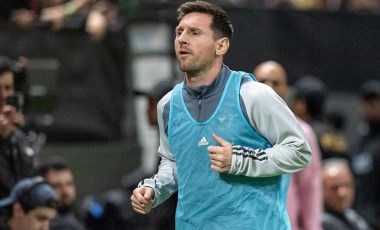 Hong Kong'da Messi'nin oynamadığı maçın seyircileri bilet paralarının yarısını geri alacak