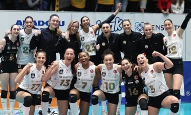 VakıfBank, derbide Eczacıbaşı'nı devirdi