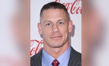 John Cena Oscar sahnesinde çıplak çıktı: John Cena kimdir?