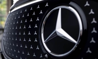 Mercedes-Benz'e milyonlarca dolarlık dev ceza: O 2 modelde müşterileri yanılttığı nedeniyle...