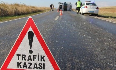 Bilecik'te üzerine beton mikseri devrilen kamyonun sürücüsü öldü