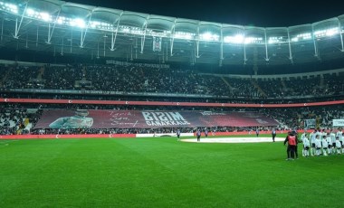 Beşiktaş'ta taraftarlardan futbolculara sert tepki!