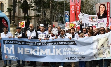 Kadıköy'de Büyük Hekim Yürüyüşü düzenlendi:  'Yaşamak, yaşatmak istiyoruz'