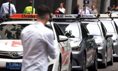 Uber Avustralya'da taksicilere 'dev tazminat' ödeyecek