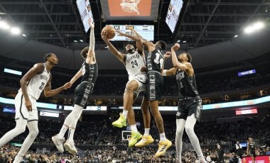 Cedi Osmanlı San Antonio Spurs uzatmalarda kazandı!