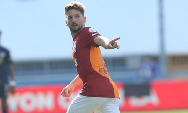 Galatasaraylı Dries Mertens'ten parmak ısırtan performans!