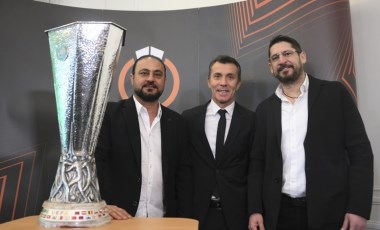 Galatasaraylı eski yıldızlar, 24 yıl sonra tekrar kupayla