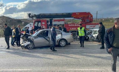 Adıyaman’da iki otomobil  çarpıştı: 1 ölü, 3 yaralı