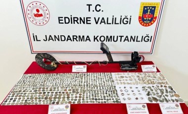 Edirne’de kaçakçılık operasyonu: Bin 85 tarihi eser ele geçirildi