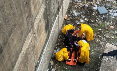 Adana'da köprüden bakan bir kişi nehre düştü