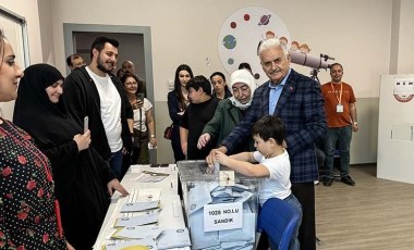 Eski Başbakan ve İBB adayı Binali Yıldırım oyunu kullandı