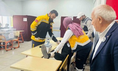 Bilecik’te sandık müşahidi baygınlık geçirdi