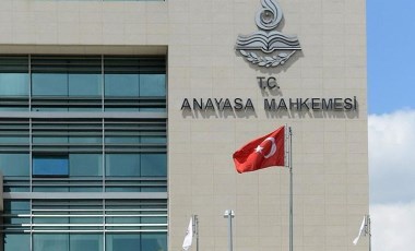 AYM'den 'babalık soybağının reddi' davası için dikkat çeken karar