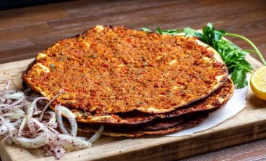 Pratik ve ekonomik: Ev yapımı lahmacun tarifi